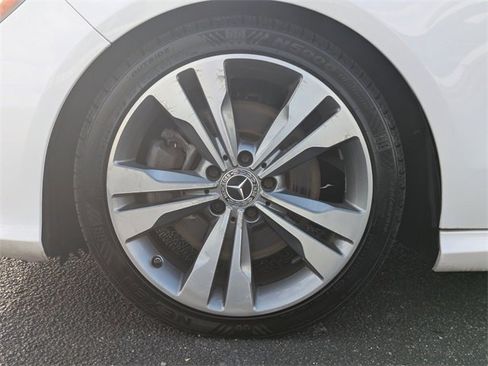Used 2019 Mercedes-Benz CLA 250 image 14