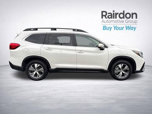 Used 2025 Subaru Ascent Premium AWD/4WD image 9