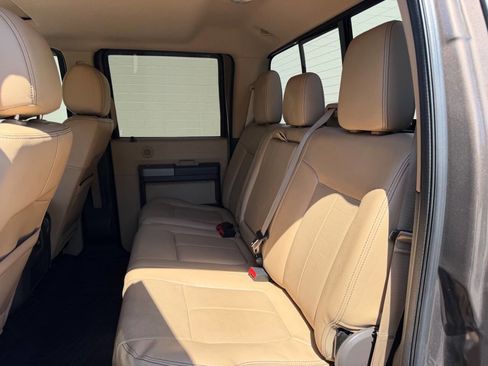 Used 2016 Ford F250 Lariat w/ Lariat Ultimate Package AWD/4WD image 39