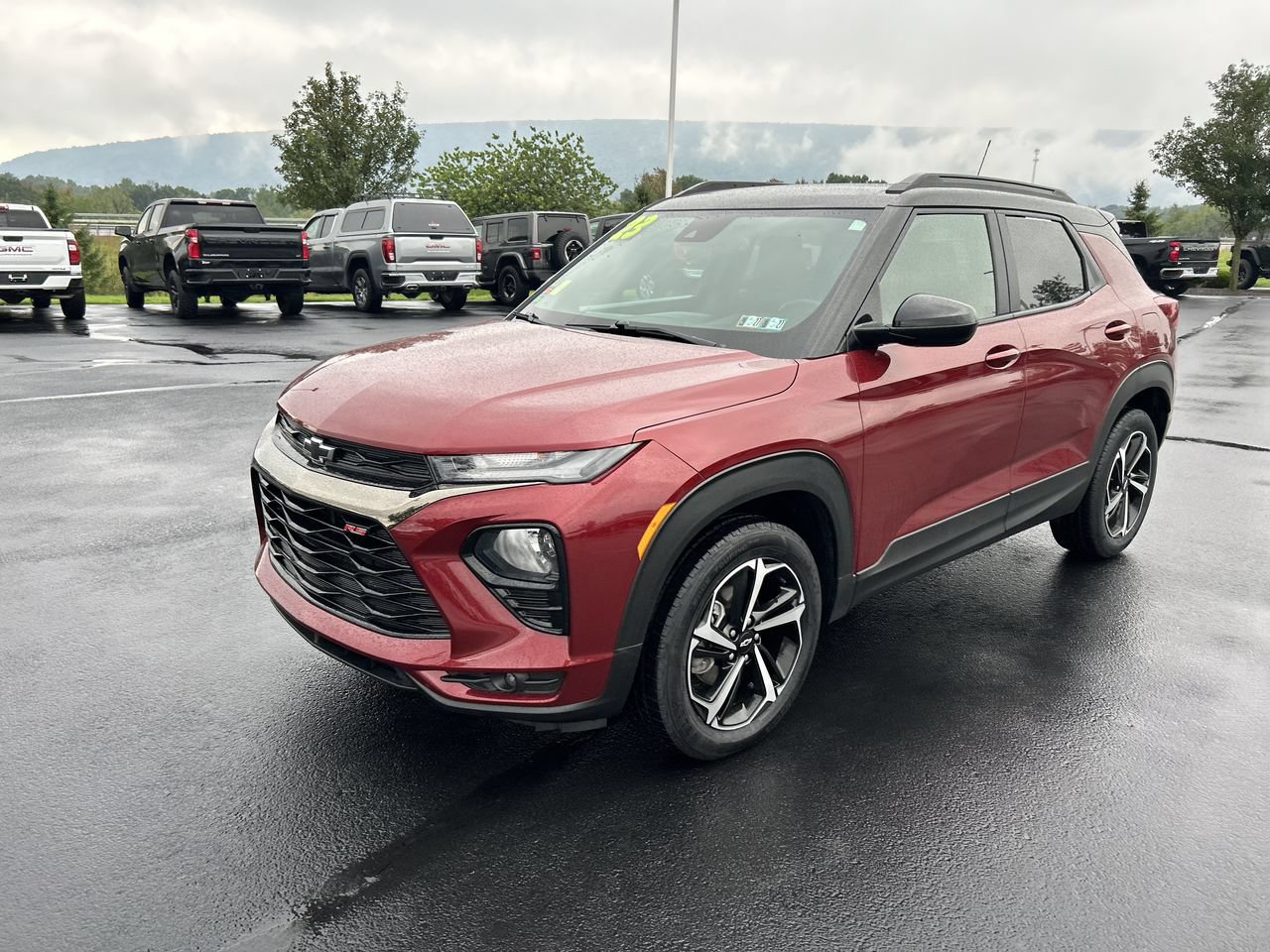 Used 2023 Chevrolet TrailBlazer RS AWD/4WD image 3