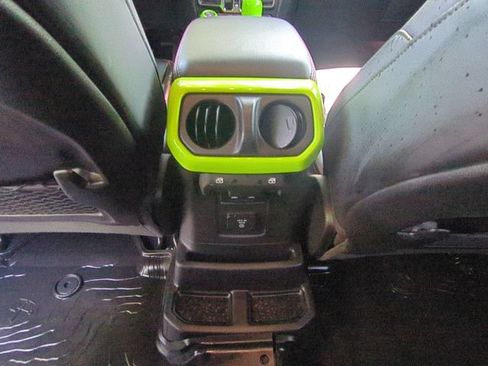 Used 2024 Jeep Wrangler Unlimited Rubicon w/ Safety Group AWD/4WD image 27