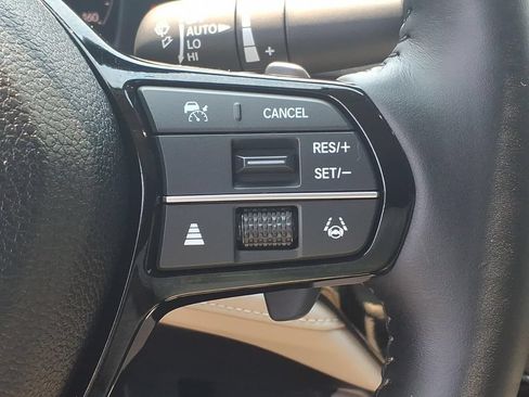 Used 2025 Honda Accord Touring image 11