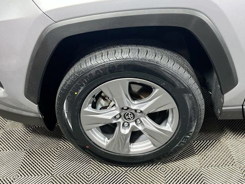 Used 2022 Toyota RAV4 XLE w/ Convenience Package AWD/4WD image 27