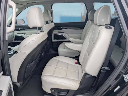 Used 2021 Kia Telluride EX w/ EX Premium Package image 15