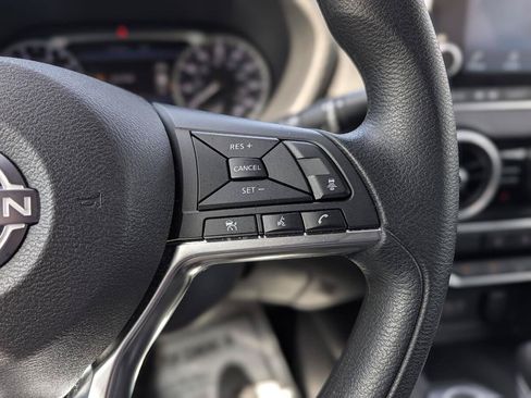 Used 2024 Nissan Sentra SV FWD image 21
