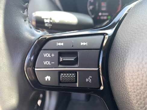Used 2024 Honda HR-V EX-L image 15