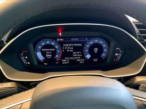Used 2025 Audi Q3 2.0T Premium w/ Convenience Package AWD/4WD image 24