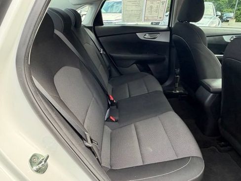 Used 2023 Kia Forte LXS w/ LXS Technology Package FWD image 22