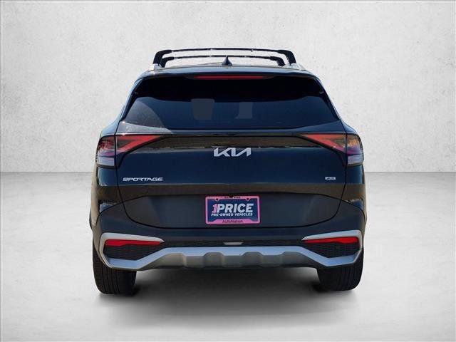 Used 2024 Kia Sportage EX AWD/4WD image 6