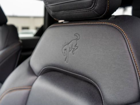 Used 2023 Ford Bronco Badlands w/ Sasquatch Package image 24