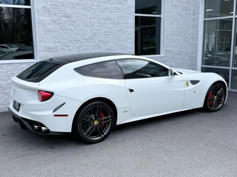 Used 2012 Ferrari FF image 28