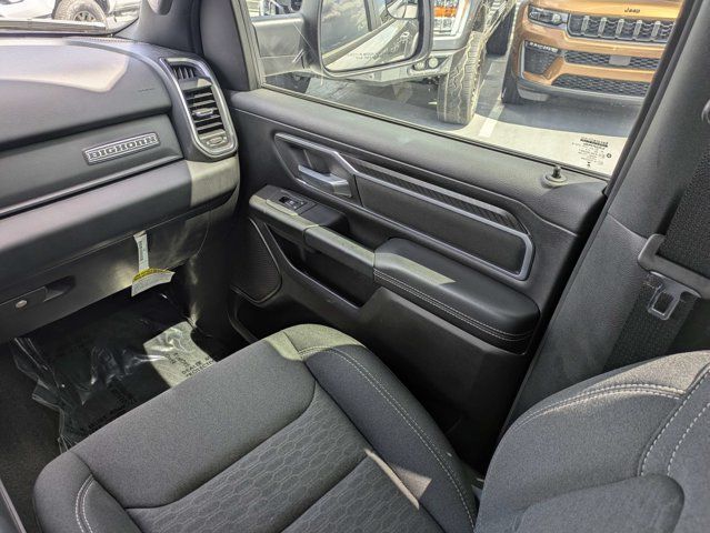 Used 2025 RAM 1500 Big Horn AWD/4WD image 16