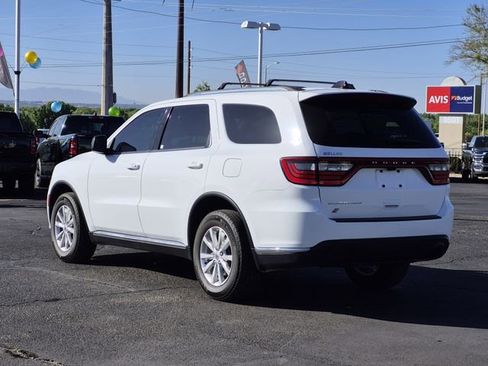 Used 2024 Dodge Durango SXT AWD/4WD image 3