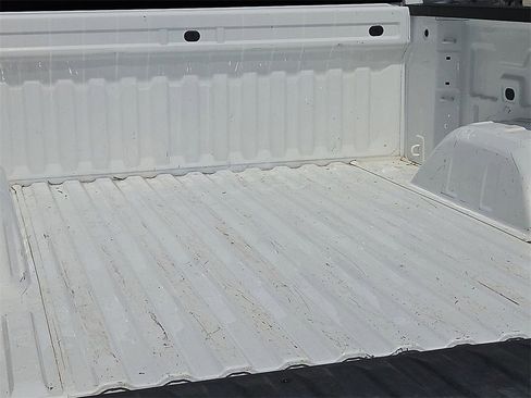 Used 2024 GMC Sierra 1500 Pro w/ Pro Value Package image 8