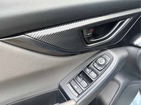 Used 2022 Subaru Crosstrek 2.5i Sport w/ Moonroof Package image 19