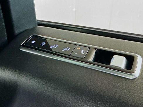 Used 2019 Land Rover Range Rover Supercharged AWD/4WD image 24