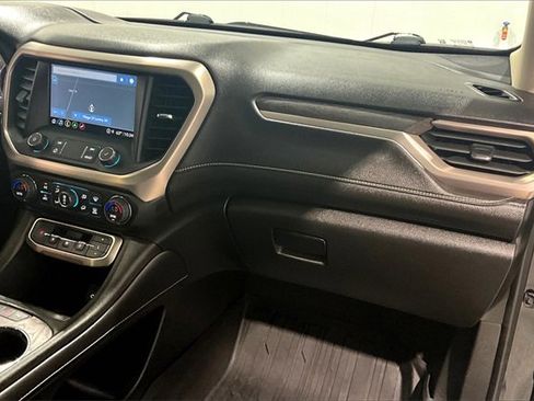 Used 2022 GMC Acadia Denali image 27