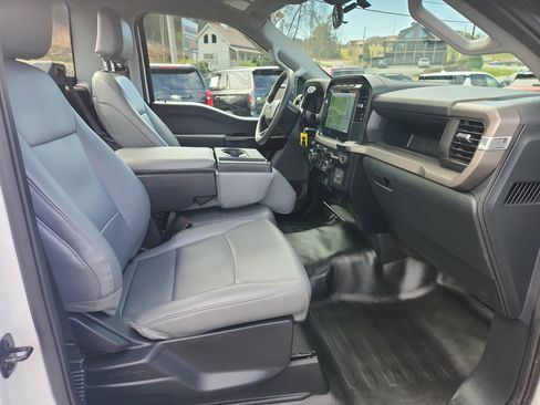 Used 2024 Ford F150 XL image 37