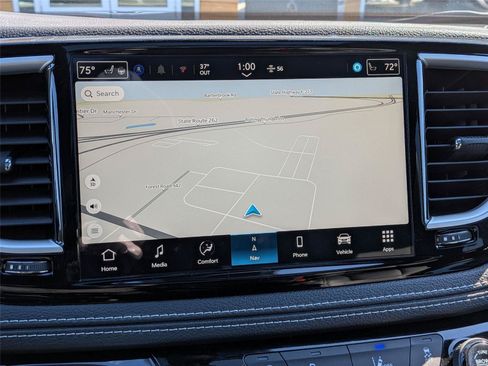 New 2026 Chrysler Pacifica Select AWD/4WD image 15