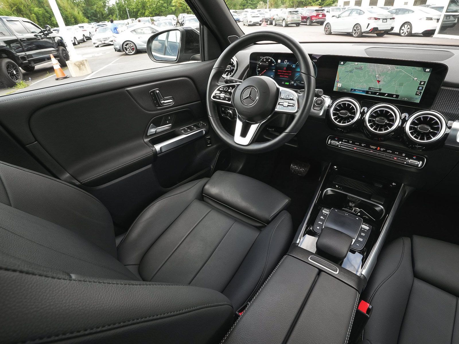 Used 2023 Mercedes-Benz EQB 300 4MATIC w/ Pinnacle Package image 52