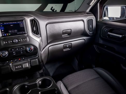 Used 2024 Chevrolet Silverado 1500 Custom w/ Turbomax Blackout Package AWD/4WD image 7