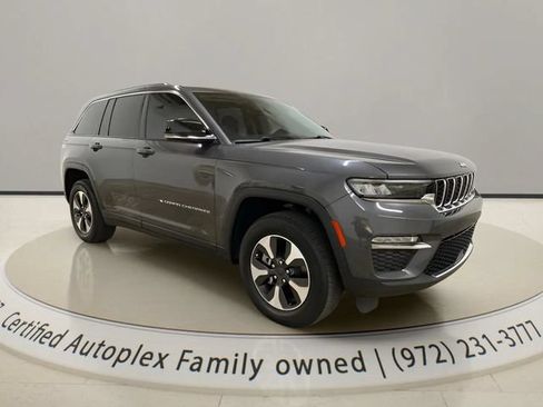 Used 2023 Jeep Grand Cherokee 4WD 4xe image 7