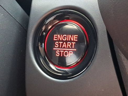 Used 2025 Honda HR-V LX image 22