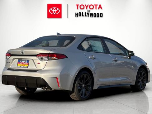 New 2026 Toyota Corolla SE image 4