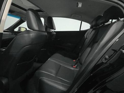 Used 2022 Lexus ES 250 w/ Premium Package AWD/4WD image 13