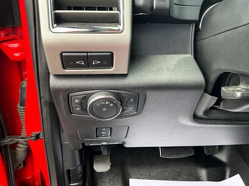 Used 2017 Ford F250 Lariat w/ Chrome Package AWD/4WD image 16