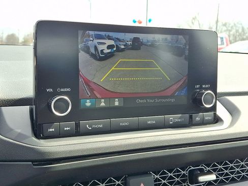 Used 2023 Honda Accord EX image 18