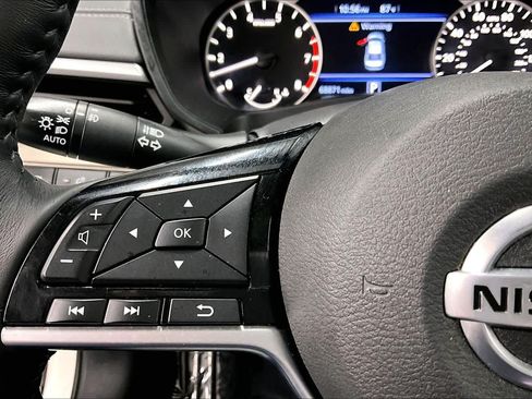 Used 2019 Nissan Altima 2.5 SV FWD image 23