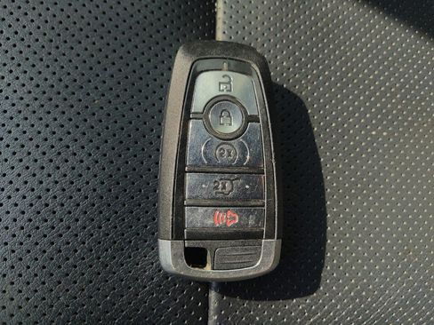 Used 2019 Ford Explorer Limited FWD image 32