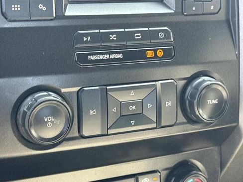 Certified 2022 Ford F250 XL w/ Power Equipment Group image 31