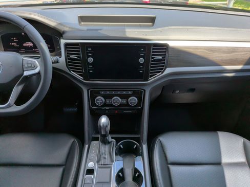 Used 2023 Volkswagen Atlas SE FWD image 30