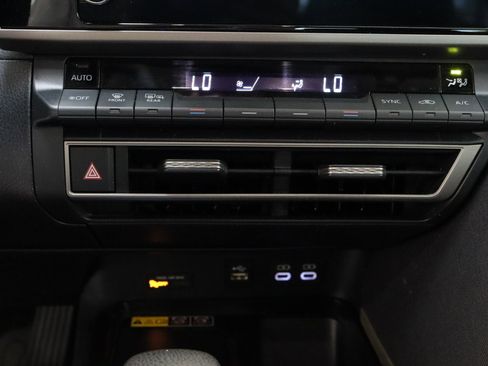 Certified 2025 Toyota Camry LE FWD image 19
