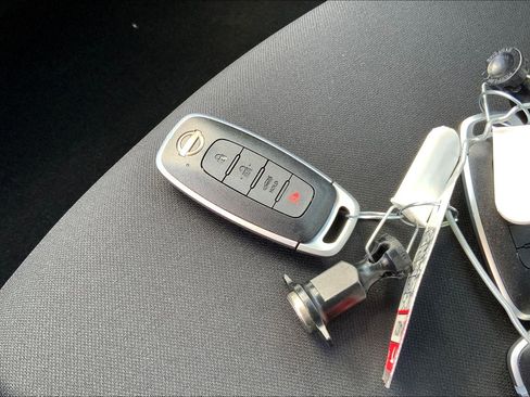 Used 2025 Nissan Sentra SV w/ All-Weather Package image 16