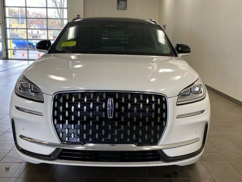 New 2025 Lincoln Corsair Grand Touring w/ Equipment Group 301A image 3