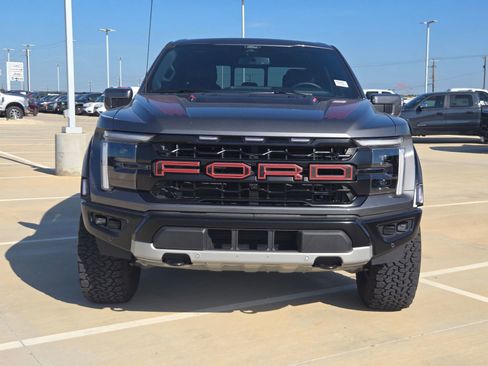 Used 2025 Ford F150 Raptor AWD/4WD image 8