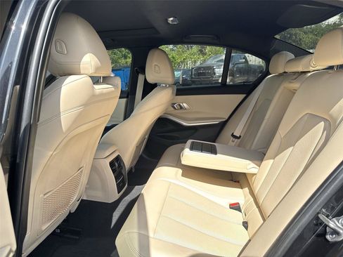 Used 2022 BMW 330i Sedan w/ Premium Package 2 RWD image 21