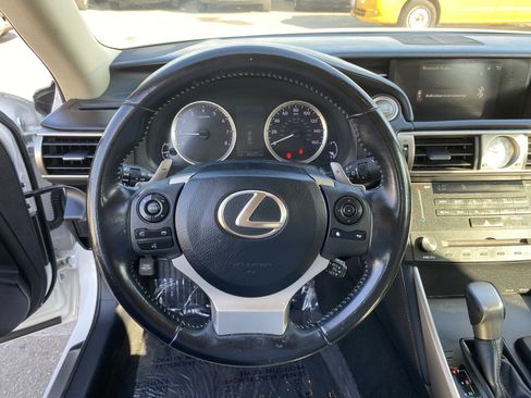 Used 2016 Lexus IS 200t image 11