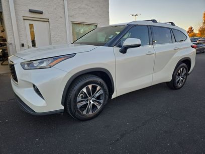 Used 2020 Toyota Highlander XLE