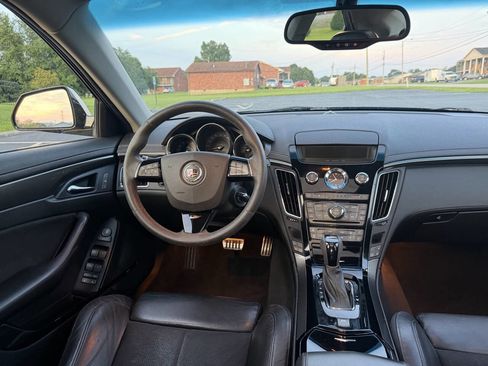 Used 2010 Cadillac CTS V RWD image 28