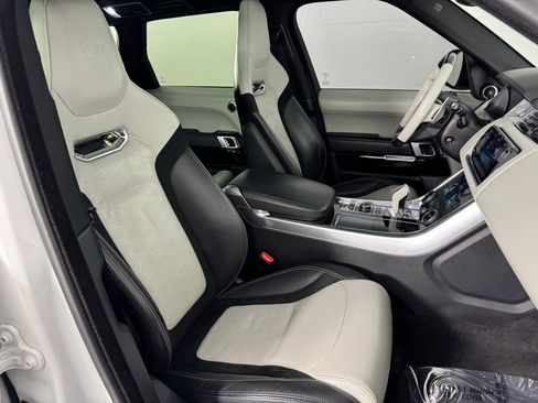 Used 2019 Land Rover Range Rover Sport SVR image 23