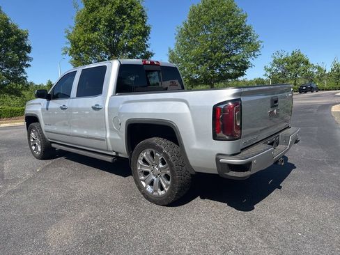 Used 2017 GMC Sierra 1500 Denali w/ Denali Ultimate Package image 4