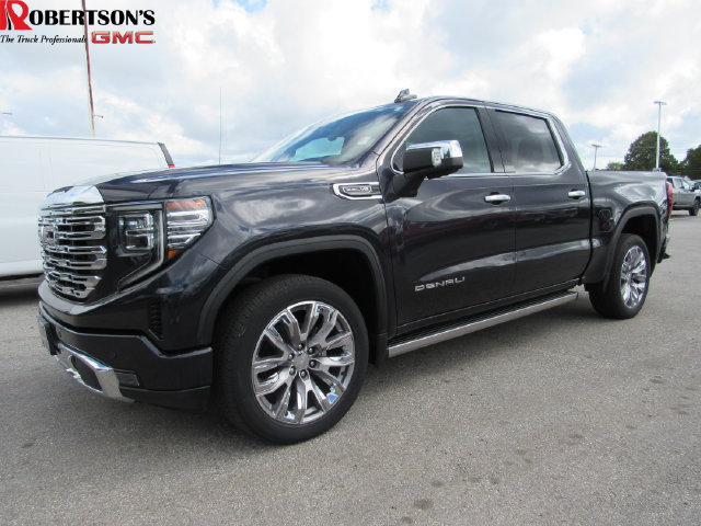 Used 2023 GMC Sierra 1500 Denali w/ Denali Reserve Package AWD/4WD image 1