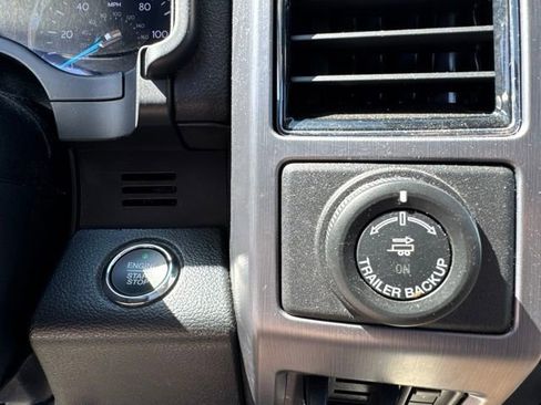 Used 2019 Ford Expedition Max Platinum AWD/4WD image 28