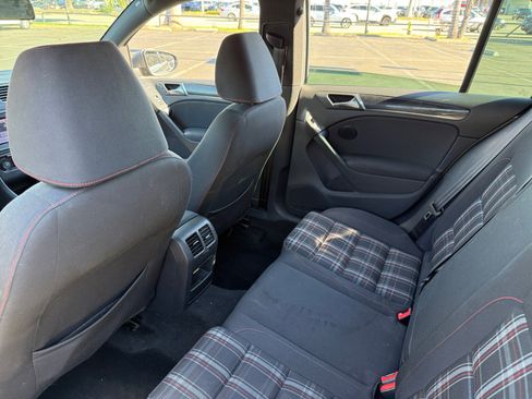 Used 2013 Volkswagen GTI 4-Door image 14