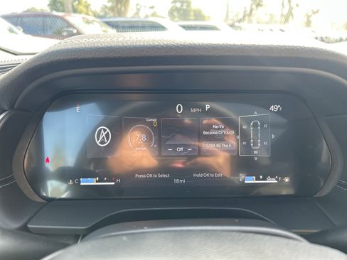 New 2025 Jeep Grand Cherokee Limited w/ Black Appearance Package image 23