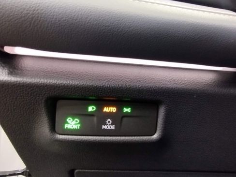 New 2026 Volkswagen Tiguan SEL R-Line image 29